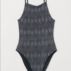 ❣️BRAND NEW❣️ H&m Glittery bodysuit